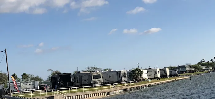Bayfront RV Park Picture 7