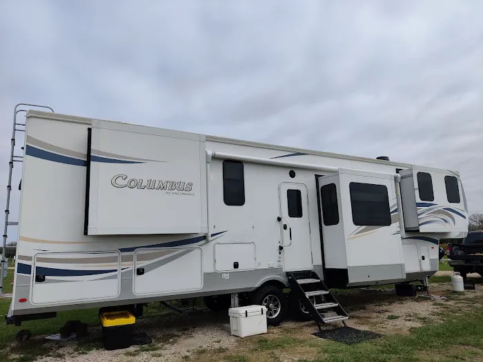 Reel World RV Park Picture 9