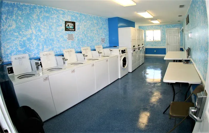 Serendipity Bay RV Resort, Cabins and Marina Picture 10