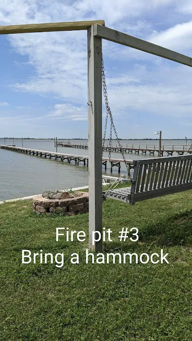 RV on the water Picture 2