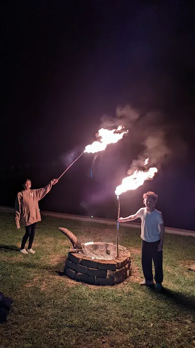 RV on the water Picture 6