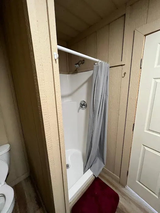 Coastal Bay RV and Cabin Rentals Picture 1