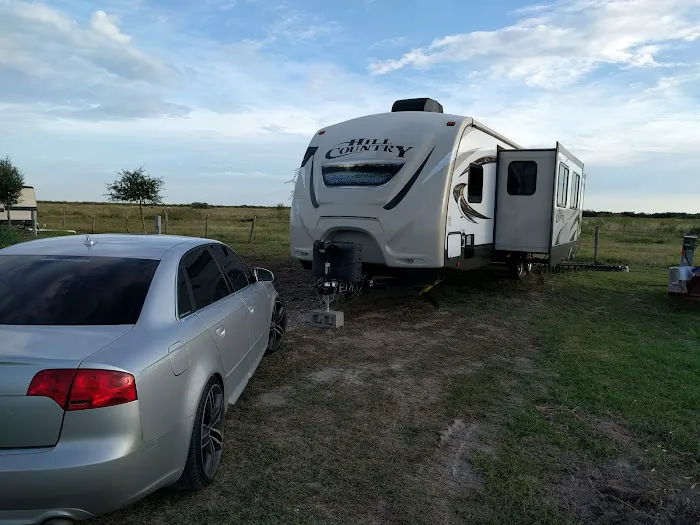 Machacek's Rockin' M RV Park & Campgrounds Picture 10