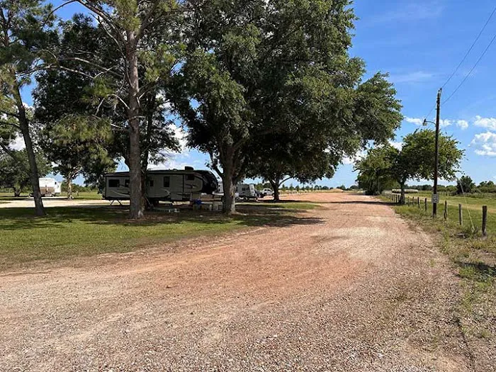 Country RV Park Picture 2