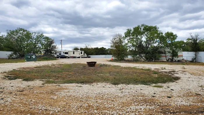 Rolling C RV Park Picture 5