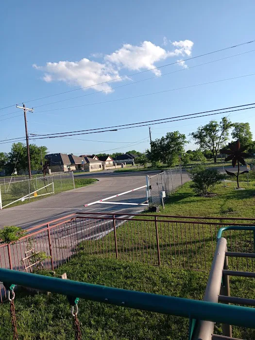 Wisteria RV Park on FM812 Picture 3