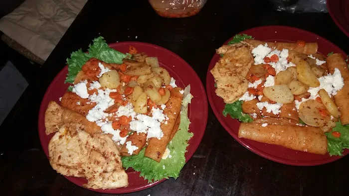 Bel-Aire Mobile Home Park Picture 4