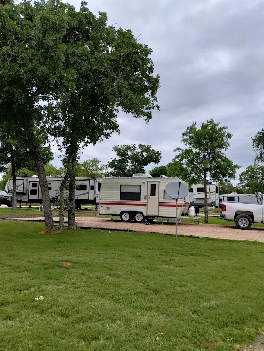 Cowboy Cabins & RV Park LLC Picture 3