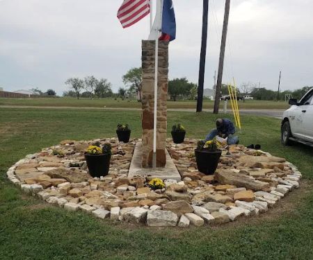 Coyote Bend Mobile Home & RV Prk