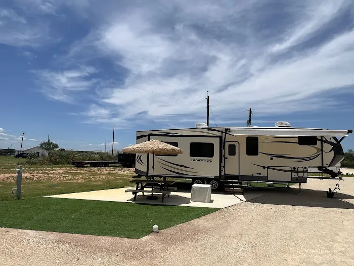 Rustic Waters RV Resort Picture 9