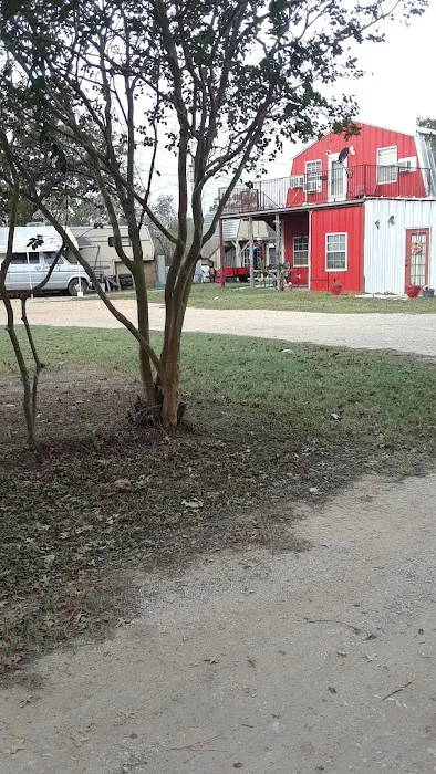 Elm Creek RV Park Picture 3