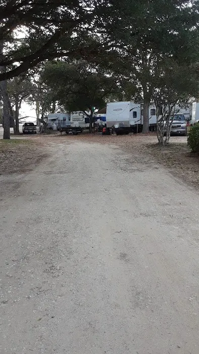 Elm Creek RV Park Picture 9