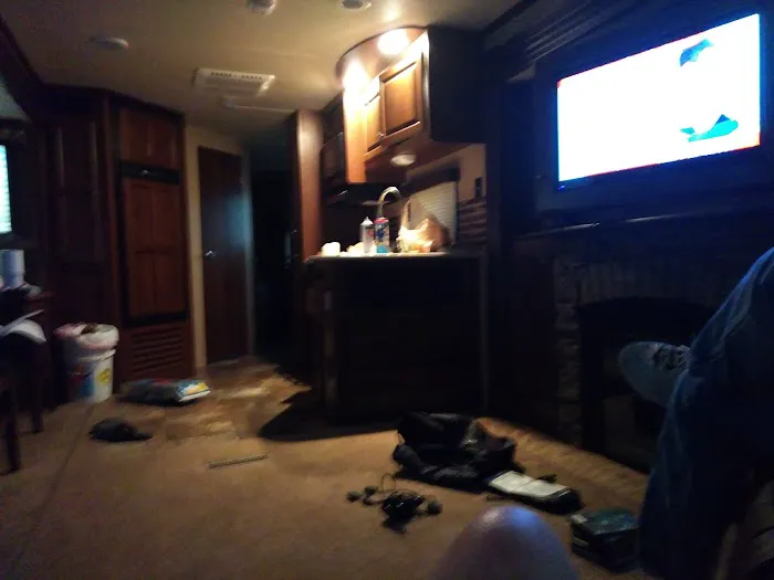 Elm Creek RV Park Picture 4