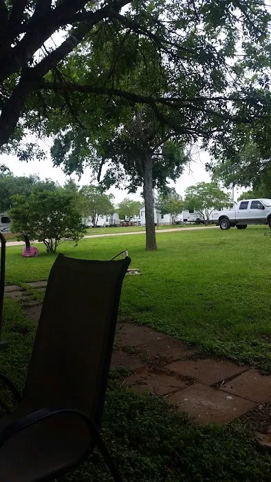 Holiday RV Park Picture 8