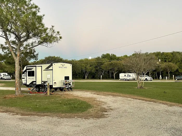 Victoria RV Park (River Park) Picture 6