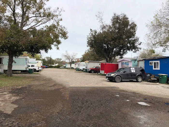 East North Mobile Home Park Picture 1