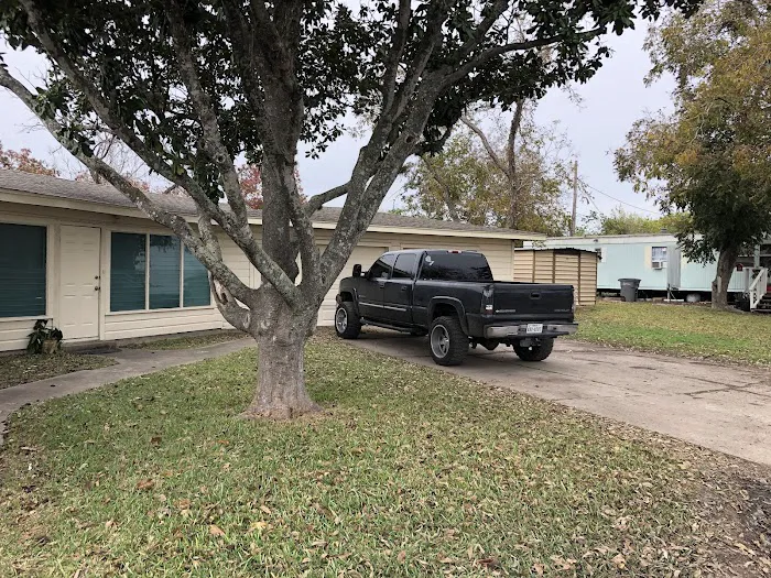 East North Mobile Home Park Picture 2