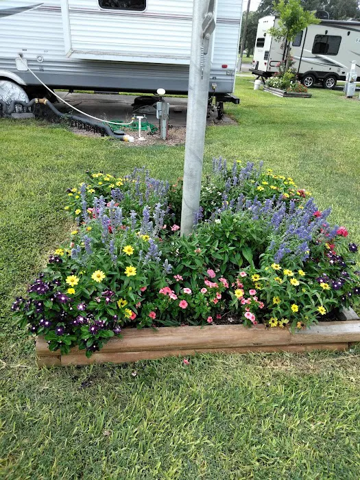 Dad's RV Park Picture 8