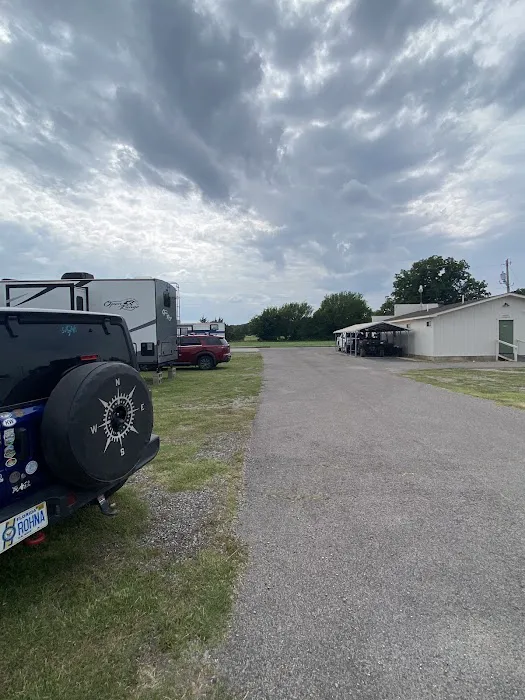 Wild Horse RV Park Picture 8