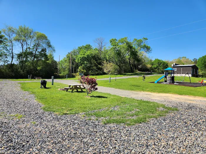 Chigger Hill RV Park Picture 7