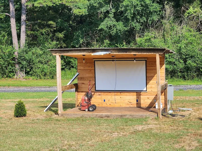 Chigger Hill RV Park Picture 10