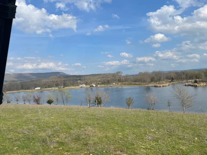 Hideaway Lake & RV Park Picture 5