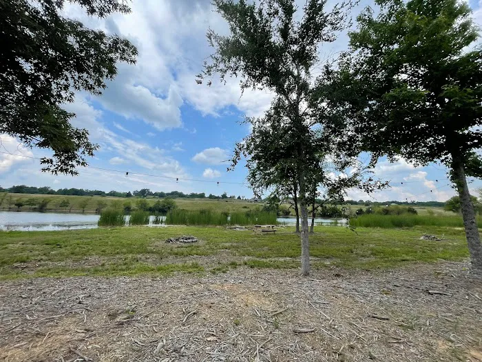 Hideaway Lake & RV Park Picture 2