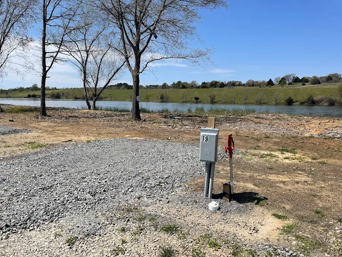 Hideaway Lake & RV Park Picture 6