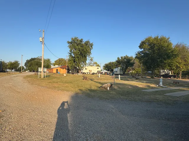Golden Pony RV Park Picture 2