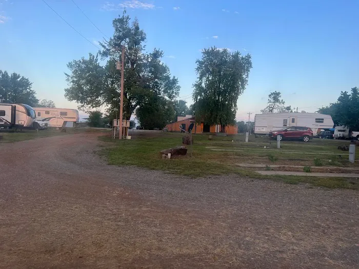 Golden Pony RV Park Picture 4