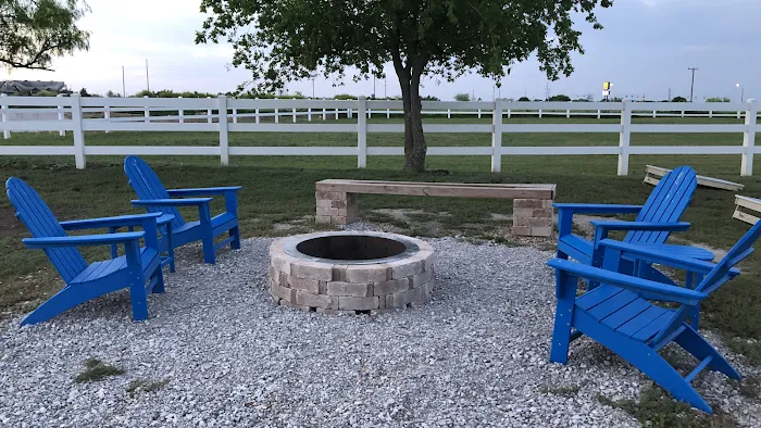 Moore RV Park Picture 10