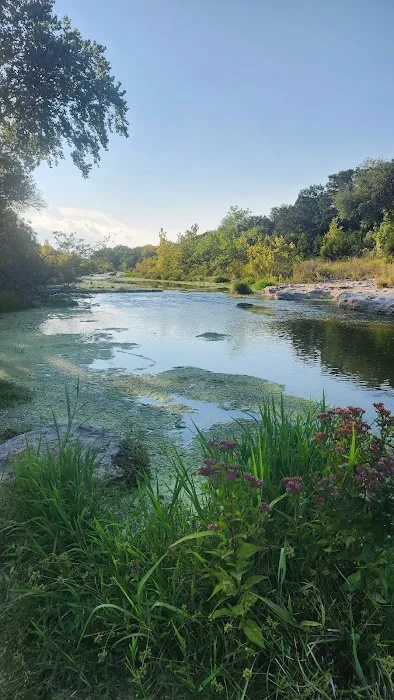 Riverside RV Hideaway Picture 3