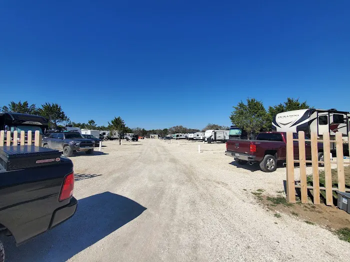 Riverside RV Hideaway Picture 2