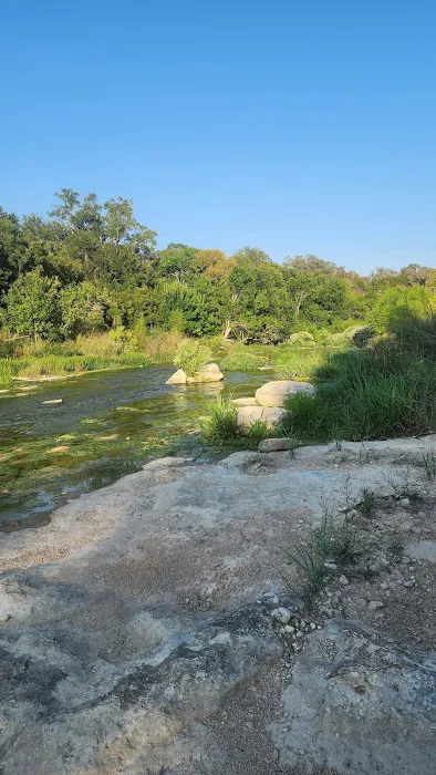 Riverside RV Hideaway Picture 4