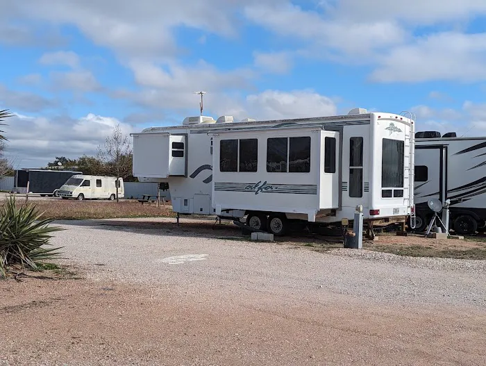 High Chaparral RV Park Picture 6