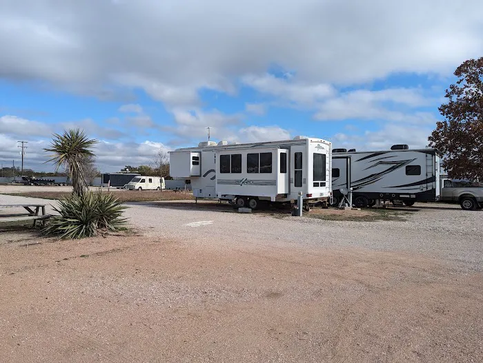High Chaparral RV Park Picture 5