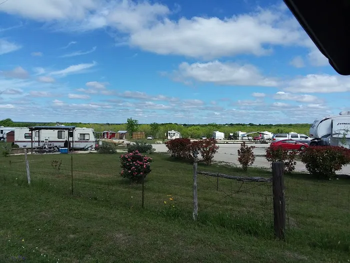 Raw Fun Country RV Picture 3