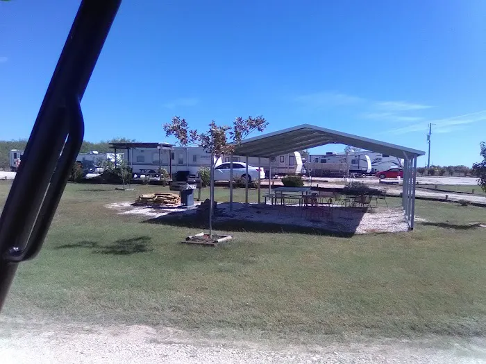 Raw Fun Country RV Picture 8