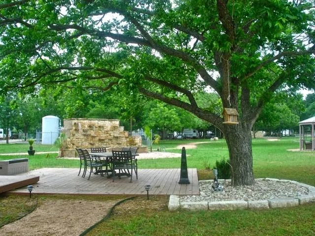 San Gabriel River RV Park Picture 6