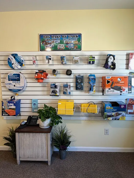 Big Oaks RV Park Picture 4