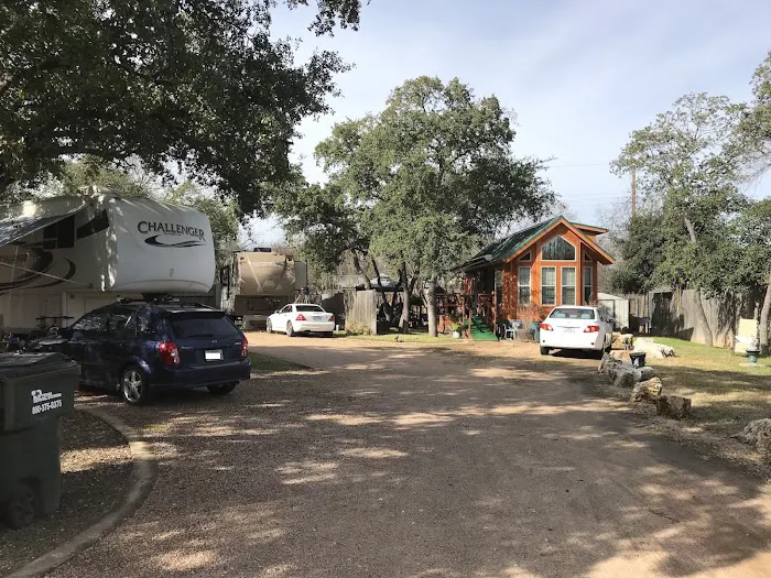 Cuernavaca Mini RV Park Picture 3