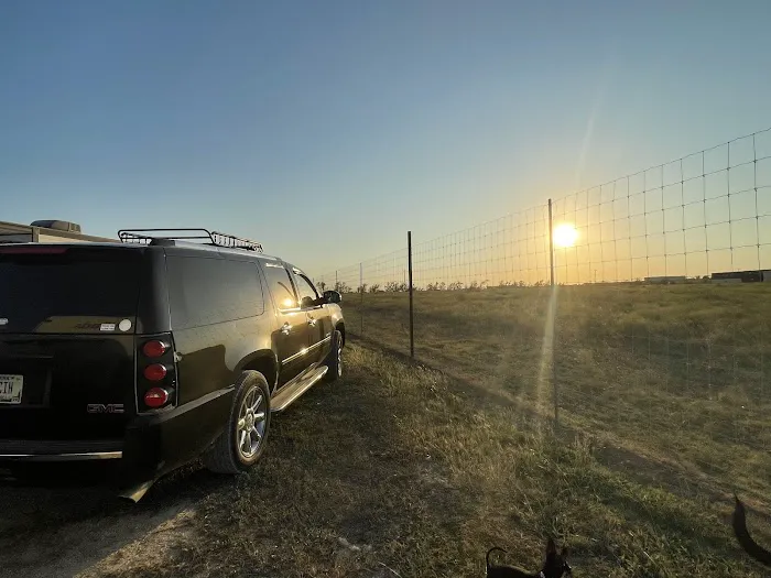 Trailmarker RV Park Picture 4