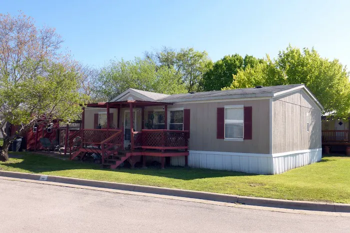 Paisano Manufactured Home Community Picture 5