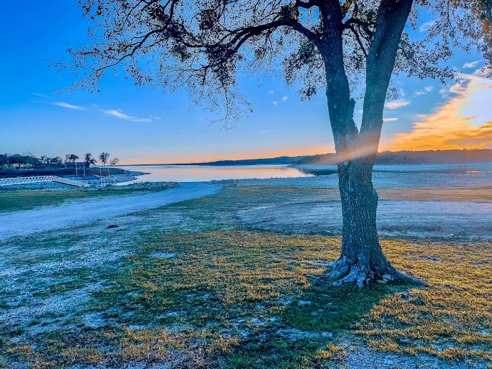 Stanford Ranch Lakeside RV Resort Picture 6