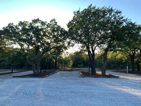 Paradise Oaks RV Park Picture 1