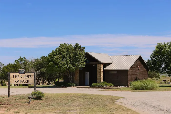 The Cliffs RV Camping Area Picture 1