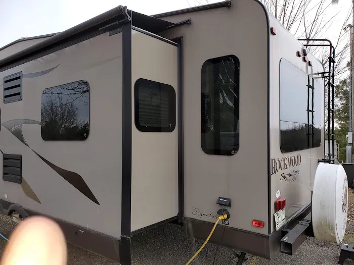 Hill Top RV Park Picture 9