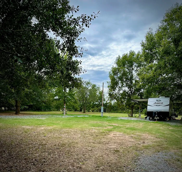 Hazzard RV Park Picture 4