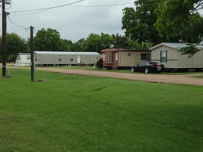 Flag City RV & Mobile Home Village Picture 10