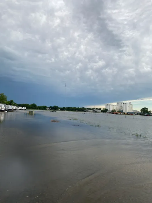 Cinch RV Park Picture 4